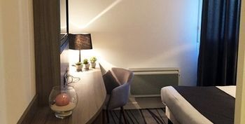 Nemea Appart Hotel Residence Quai Victor Tours Bagian luar foto